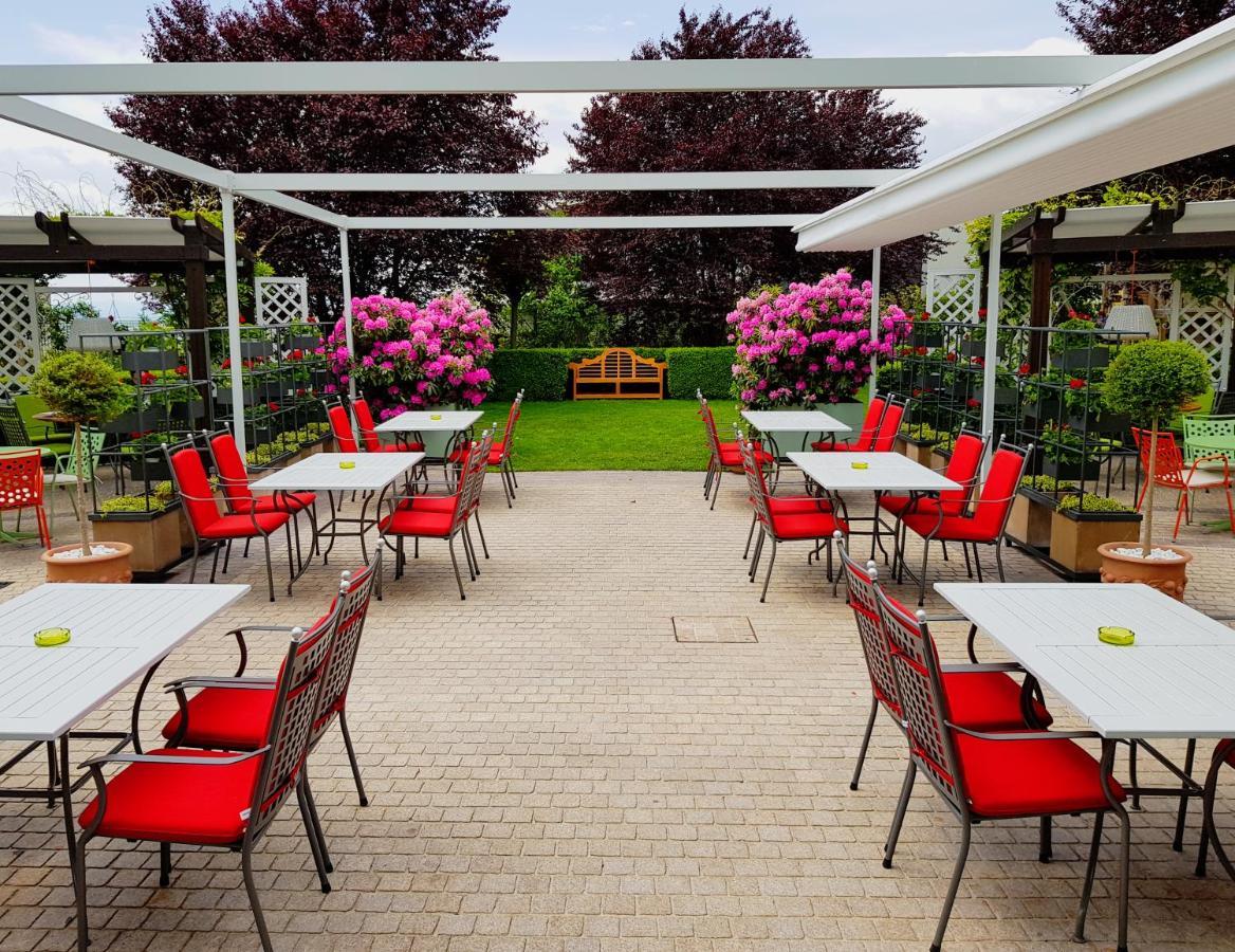 Hotel Sonnenhof Сучеава Екстериор снимка